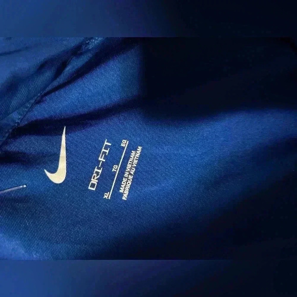 NWT NIKE GOLF DRI-FIT BLUE WIND PROOF JACKET XL
SAISD foundation - Picture 4 of 14